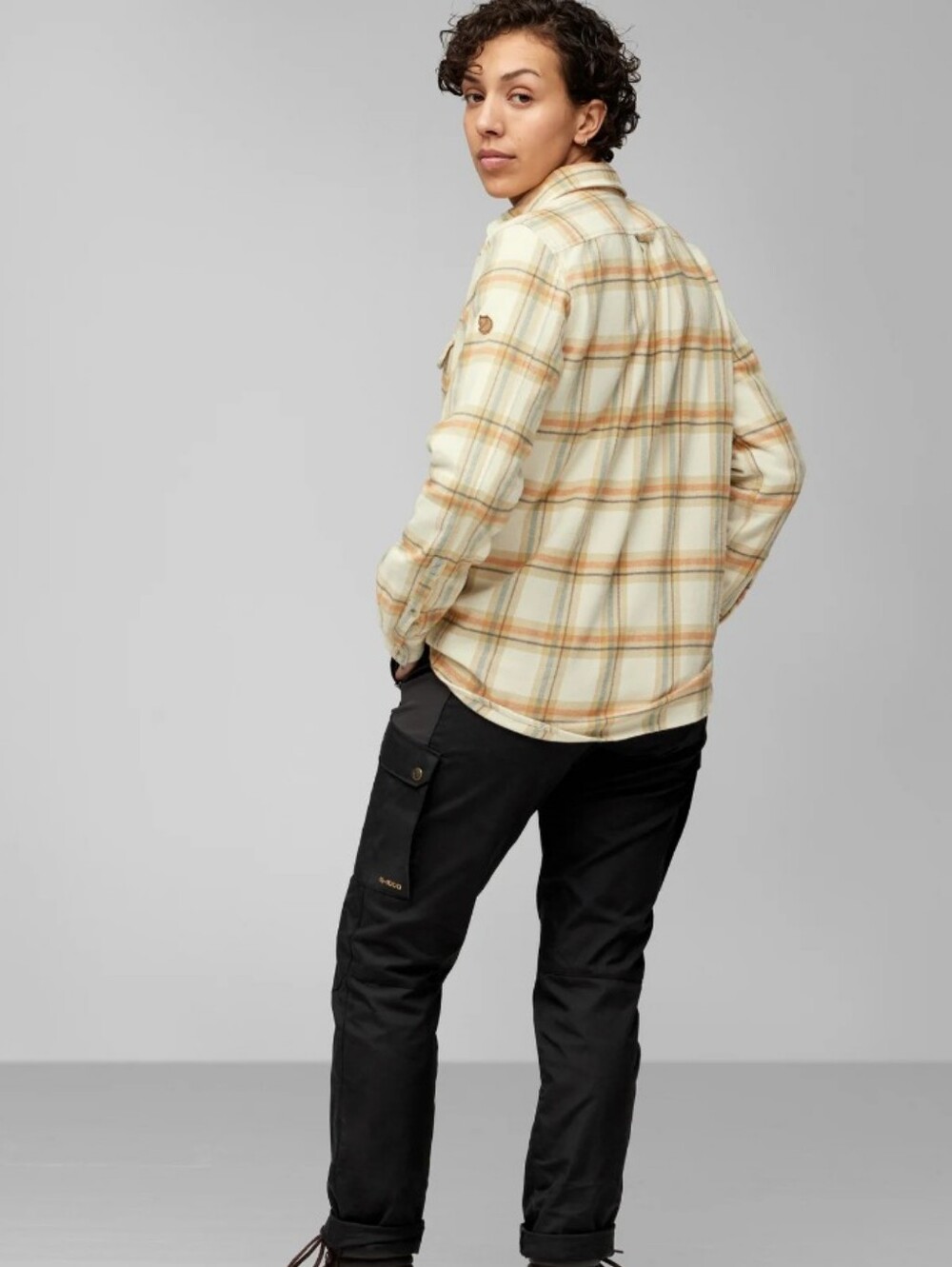 Fjallraven Ovik Heavy Flannel Relaxed Fit Shirt Women’s Gorpcore Cream Orange M - Picture 12 of 16